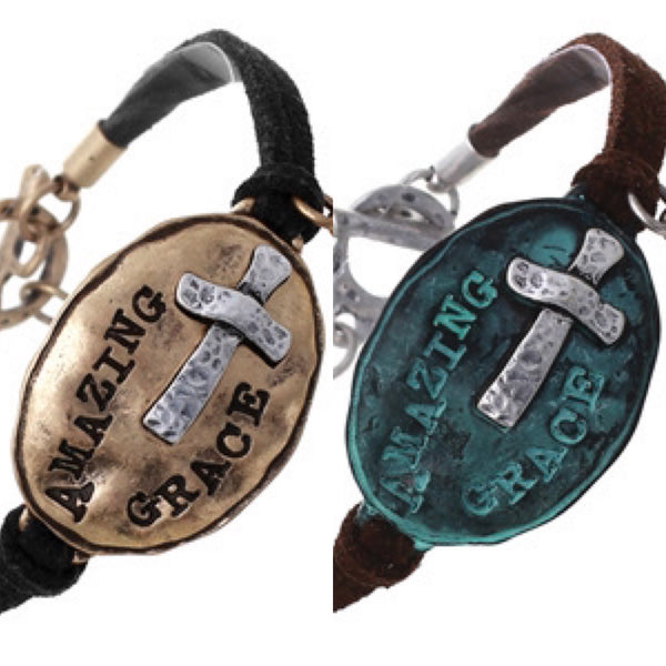 Amazing Grace Cross Etch Toggle Clasp Bracelet (1.25x1in)(7+1in)