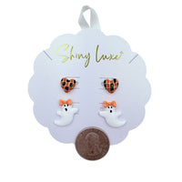 Heart & Ghost Wearing Bow Halloween Themed Stud Earrings